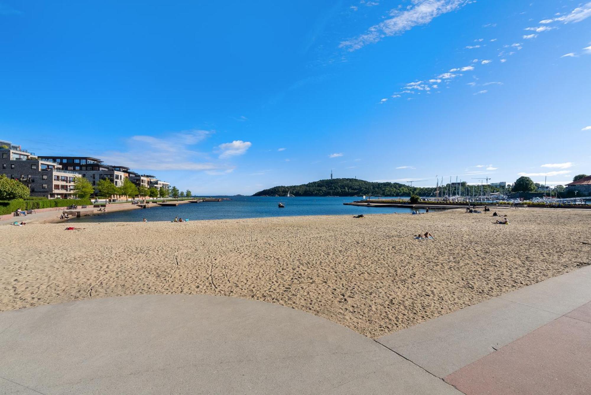 Ny Sentral Og Moderne Leilighet Кристиансанд Экстерьер фото